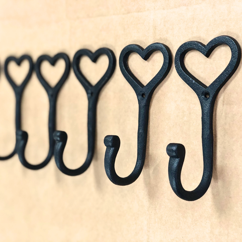 Handmade Iron Heart Hooks x3